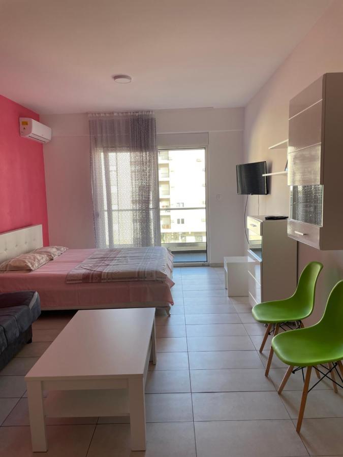 Naki Apartmani พอดโกริกา ภายนอก รูปภาพ